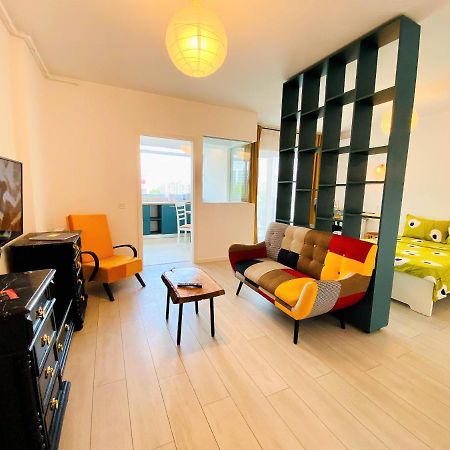 Plaza View Studio Bucureşti Exterior foto